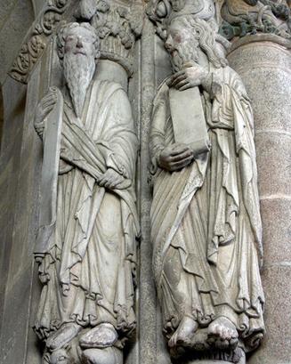 sculpture of prophets Hosea and Joel